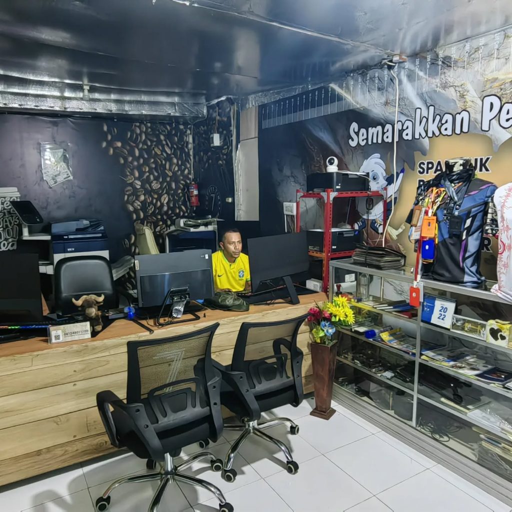 Jasa Percetakan Ambon 3 - Cetak Maluku anonimostory.com Instagram 3167758145429594362 - Cetak Maluku